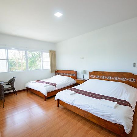 Baansuan Aokhai Beach Resort Mae Phim Luaran gambar