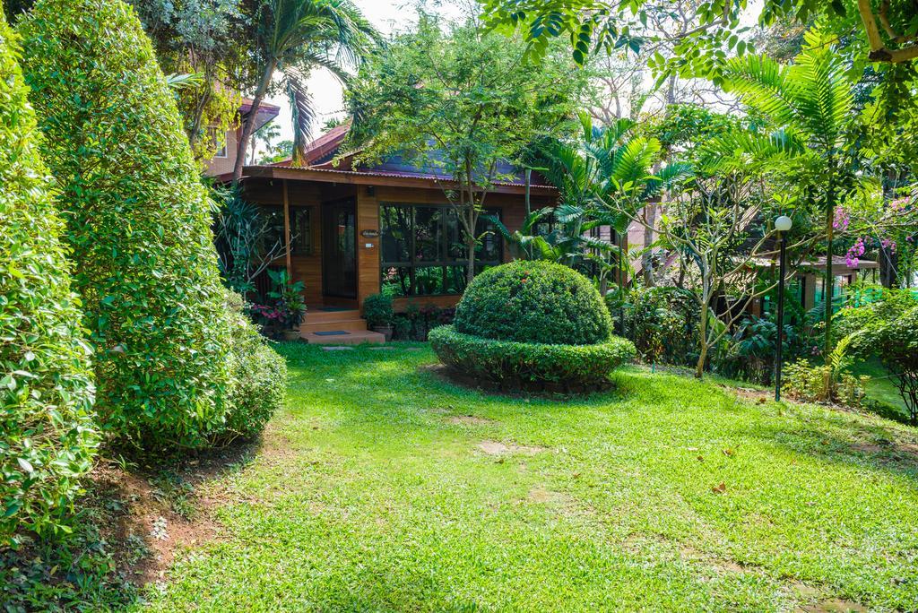 Baansuan Aokhai Beach Resort Mae Phim Luaran gambar