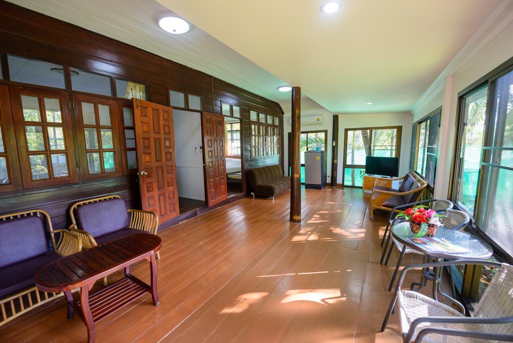 Baansuan Aokhai Beach Resort Mae Phim Luaran gambar
