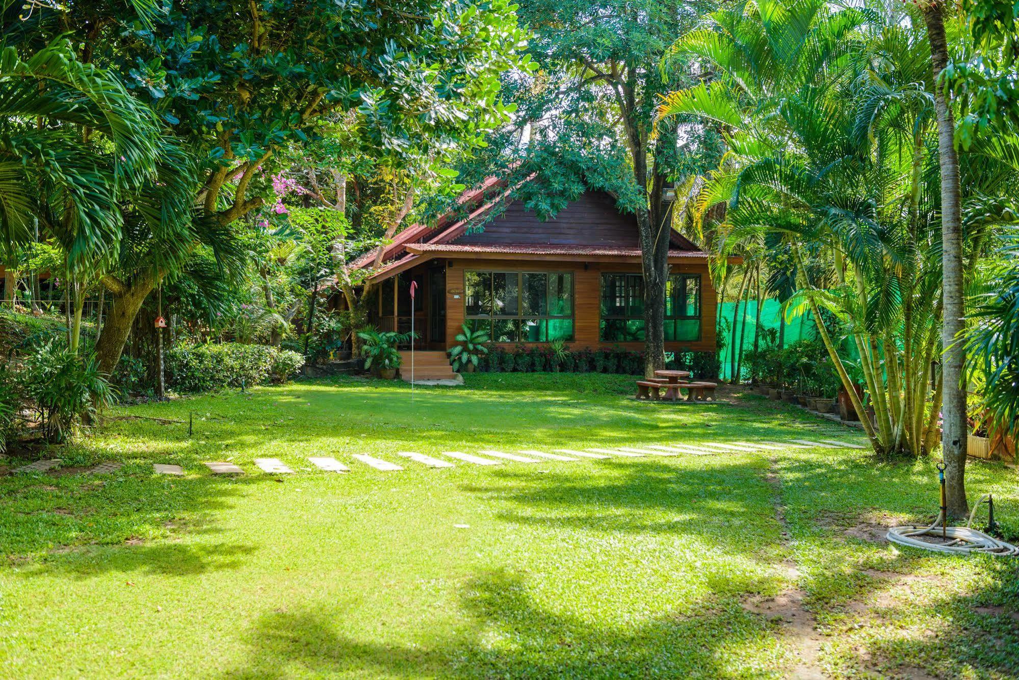 Baansuan Aokhai Beach Resort Mae Phim Luaran gambar