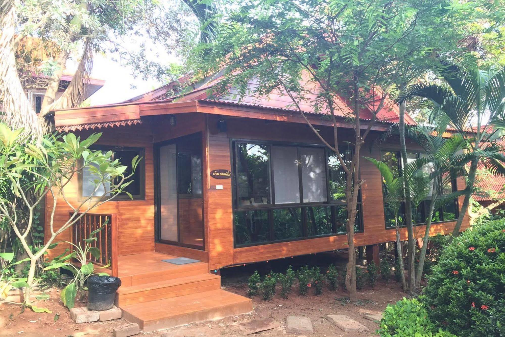 Baansuan Aokhai Beach Resort Mae Phim Luaran gambar